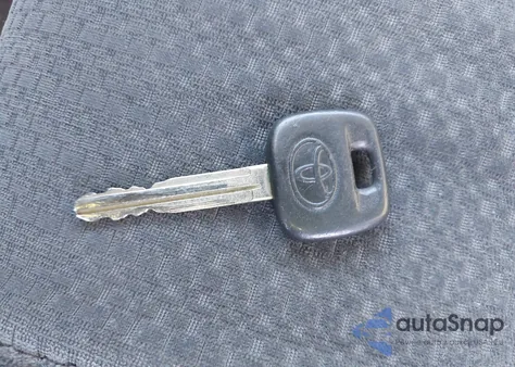 2003 Toyota Corolla S z USA, uszkodzony, nr VIN 2T1BR32E03C088888